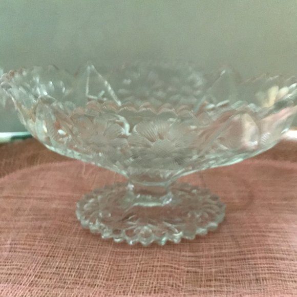 Antique Vintage CRYSTAL Small Pedestal Candy Bowl - Picture 4 of 4